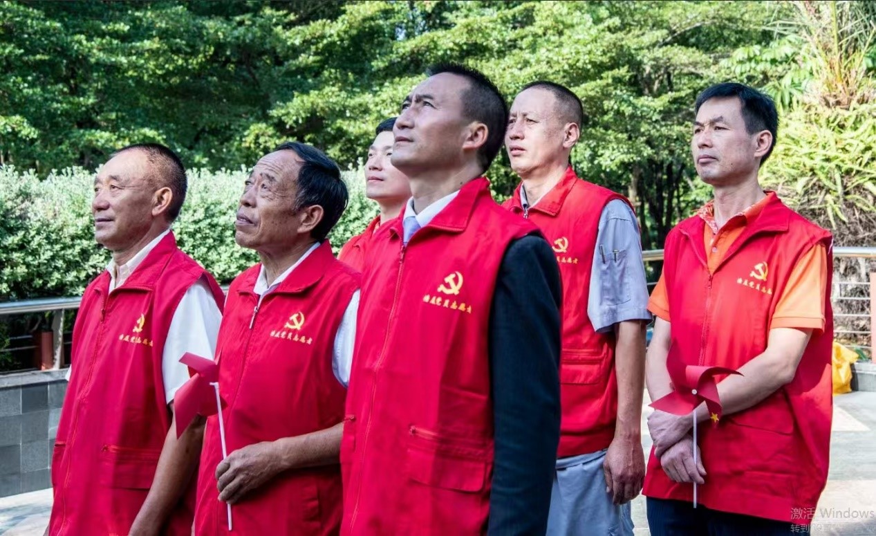 參加升國旗儀式4.jpg 參加升國旗儀式4.jpg